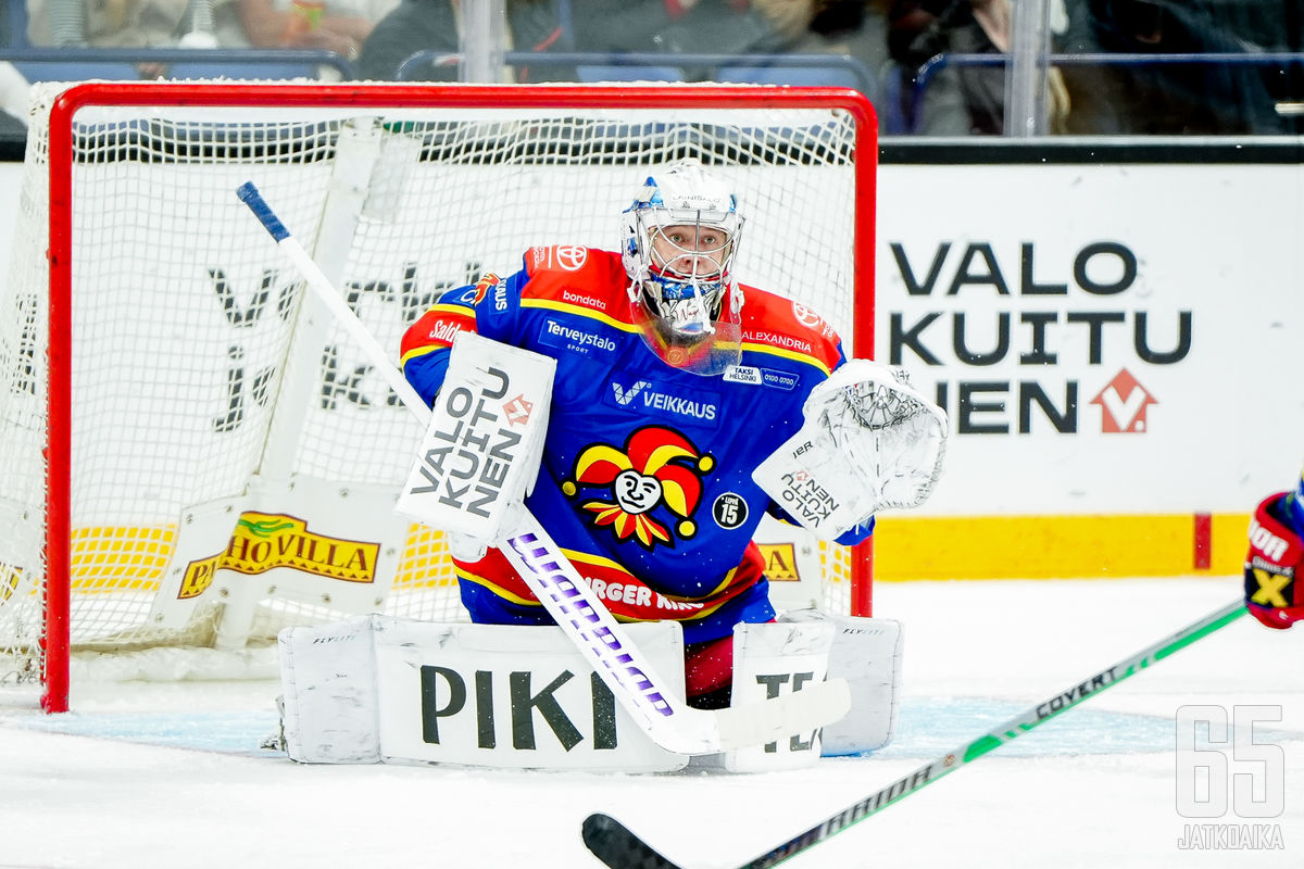 Maalivahti Veini Vehviläisellä on maailmanmestaruus ja NHL-kokemusta.