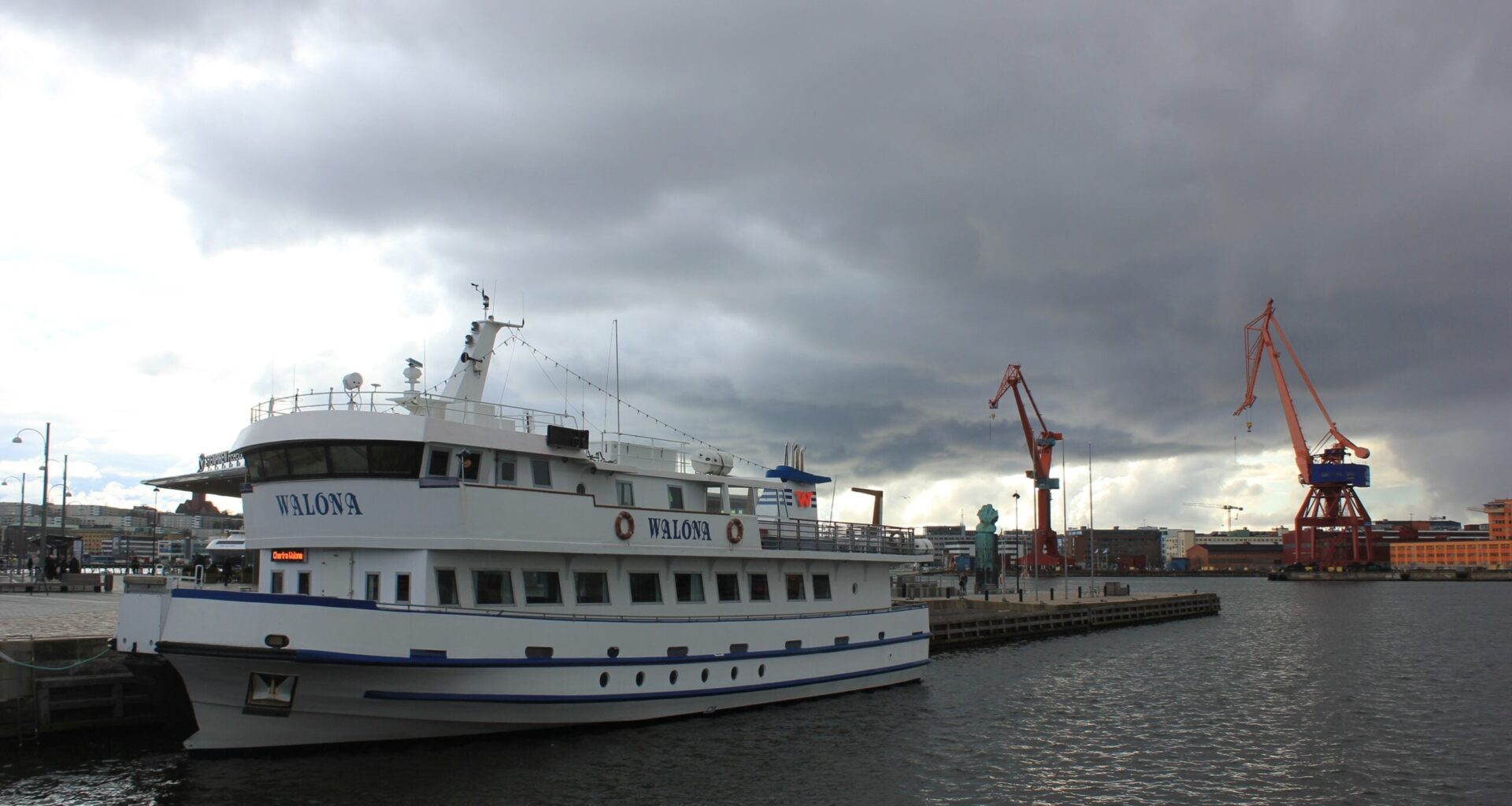 Pohjoismaiden suurimman sataman turvaksi halutaan miinanraivaaja