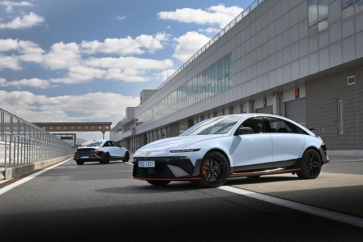 Tämä Hyundai on suunniteltu rata-ajoon!