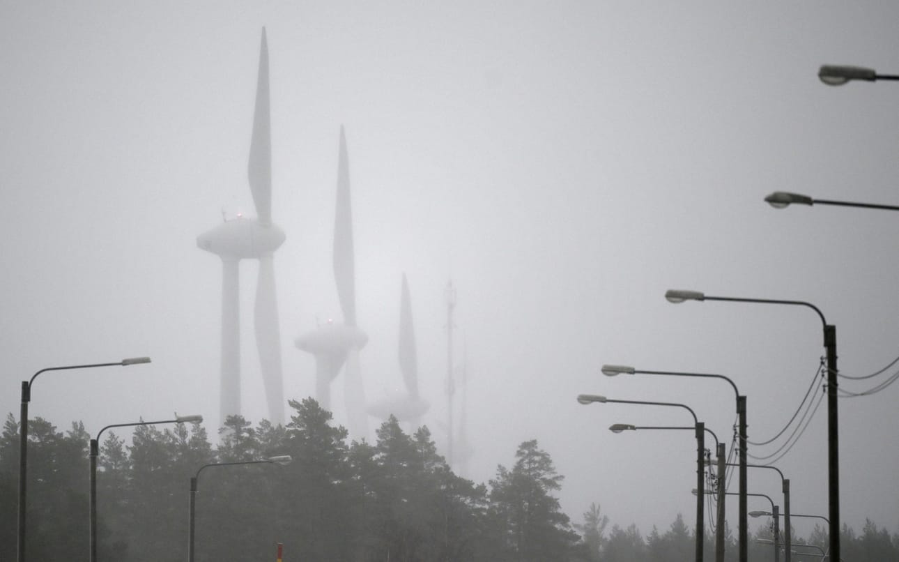 Tuulivoimaloita saa uuden päätöksen myötä rakentaa enintään 1,25 kilometrin päähän asutuksesta.