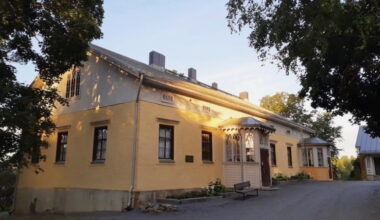 Monipuolinen kattaus taidetta Jaatsin saleihin: Katso vuoden 2026 näyttelyt - Alueviesti