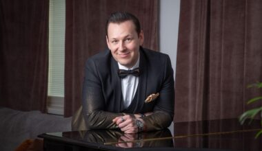 Seiska: Kari Hirvonen kärähti salarakkaasta