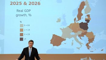 EU-komissio: Suomen talouskasvu kiihtyy ensi vuonna