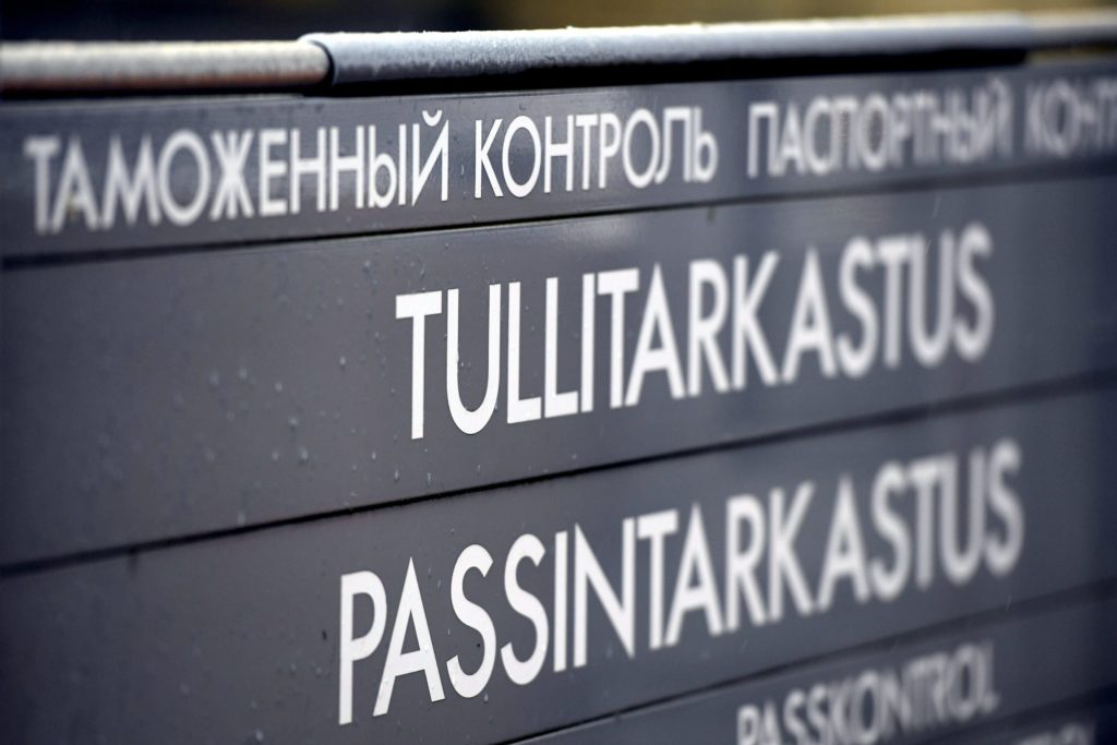 EU tiukentaa venäläisten viisumin saantia