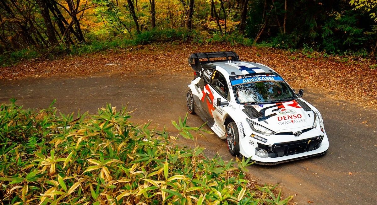 EK15: Hyundai-tähti romutti autonsa, Sami Pajari nousemassa palkintokorokkeelle ensi kertaa urallaan!