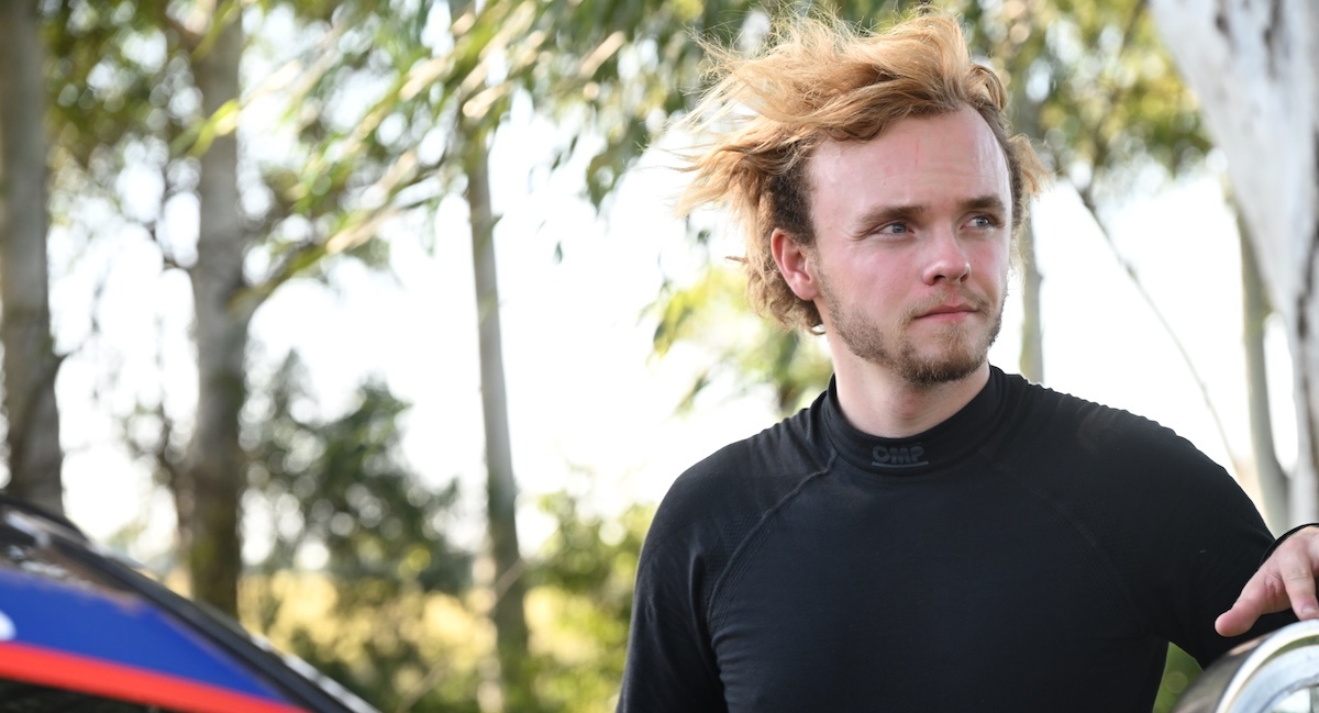 Toyota tarjoamassa Oliver Solbergille loistotilaisuuden