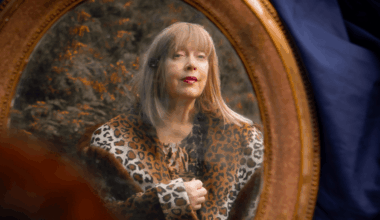 1980-luvun iskelmäsuosikki Pirjo Lehti palaa keikoille – muistatko vielä hänen hittinsä?