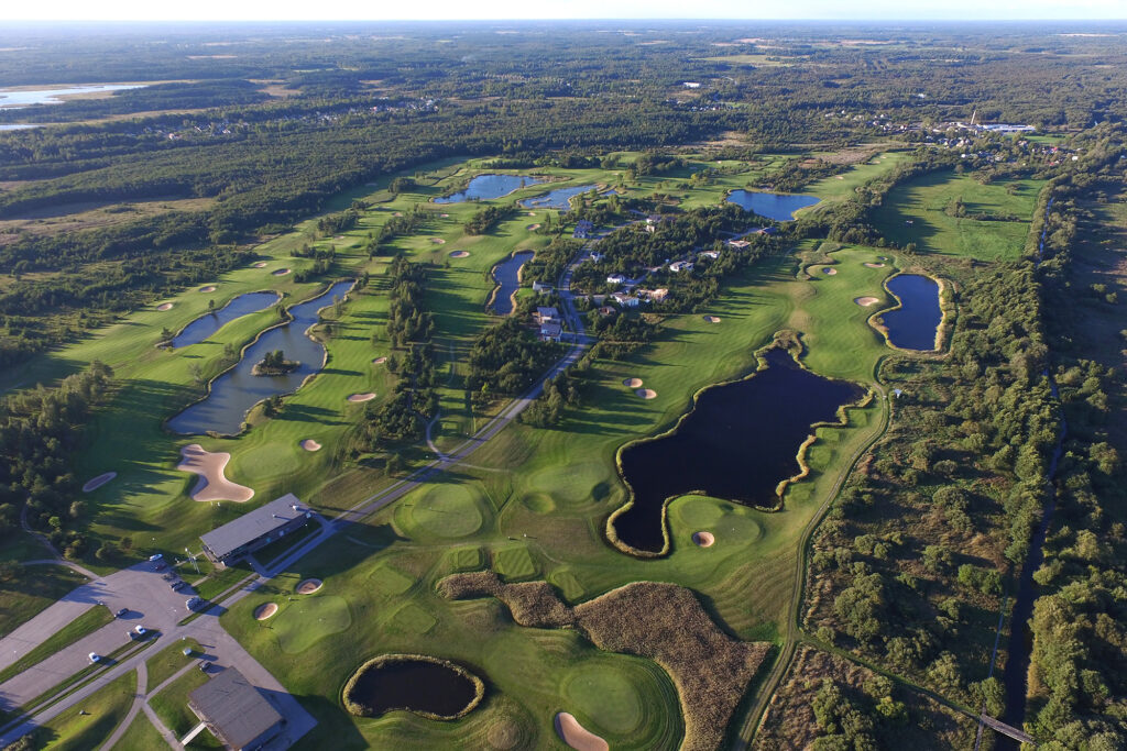 Saarenmaalle pääsee ensi kesänä lentämällä