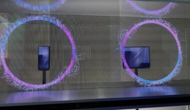 Samsung esitteli ensimmäistä kertaa Galaxy Z TriFold -puhelintaan – tältä näyttää kolminkerroin taittuva laite