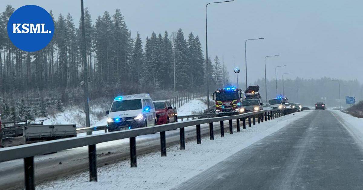 Kolme liikenneturmaa Keski-Suomessa noin puolen tunnin sisään | Keski-Suomi