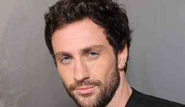 Nosferatu-ohjaajan ihmissusielokuvan kuvaukset ovat täydessä käynnissä – Tältä näyttää paidaton ja verinen Aaron-Taylor Johnson