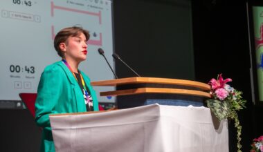 Pirkanmaalaisten puheenvuoroissa esillä nuorten huoli, ympäristö ja sote-politiikkaa