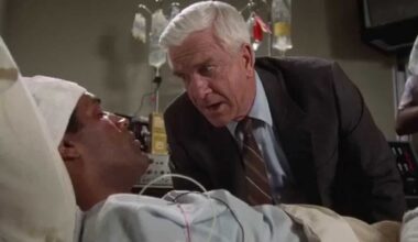 Mies ja alaston ase -ohjaaja haukkuu Liam Neesonin version: ”He tekevät niitä rahan takia”