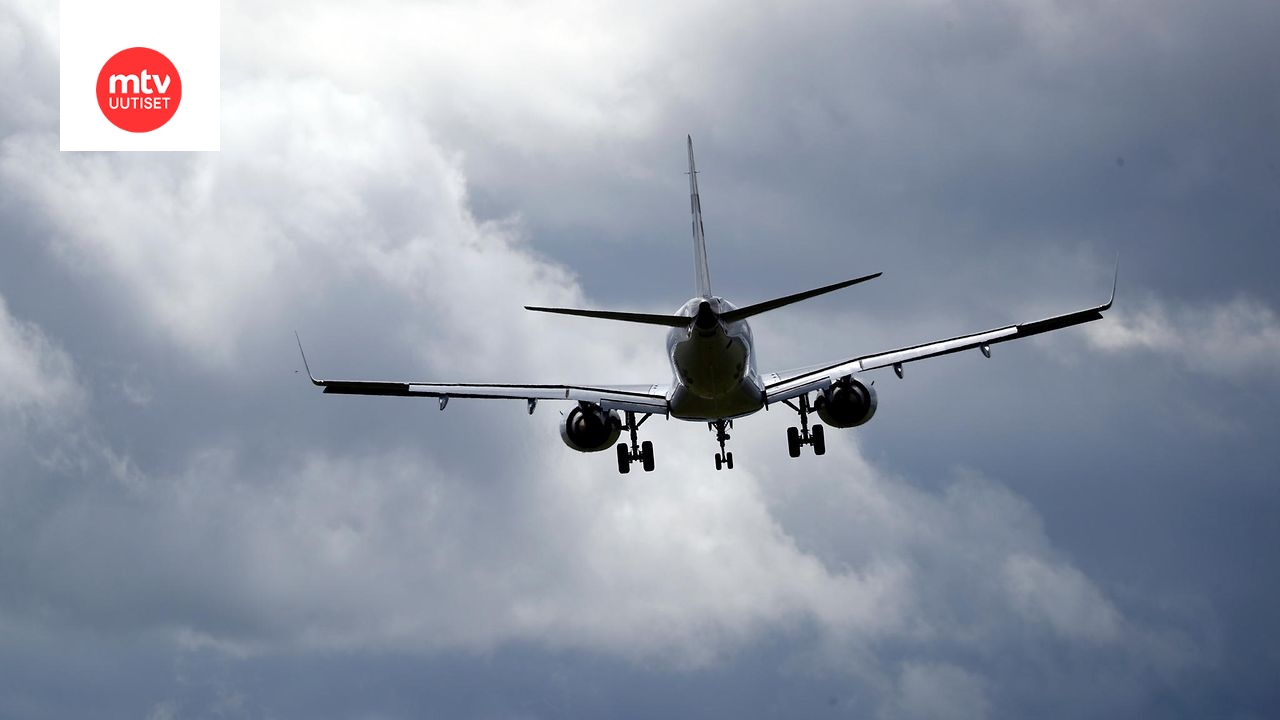 Kuvituskuvassa Finnair lentokone.