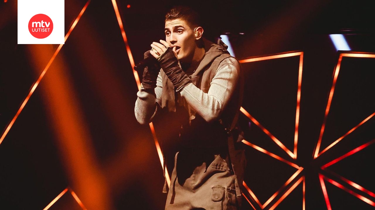 Boom Kah ja Frontside Ollie – Robin Packalen tuo arkistojen aarteita taas keikkalavoille