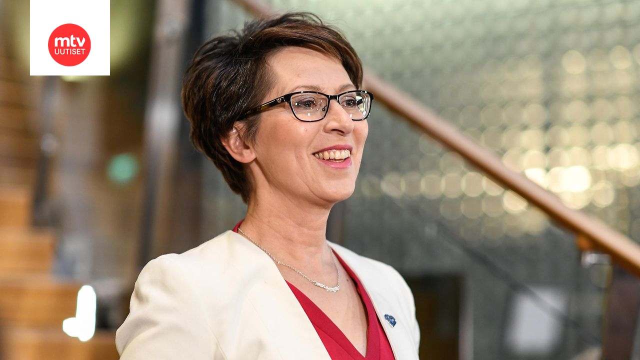 Kristillisdemokraattien puheenjohtaja, maa- ja metsätalousministeri Sari Essayah.