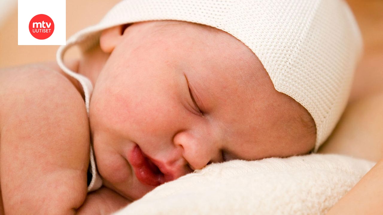 Perhevapaauudistusta edeltävään aikaan verrattuna isien osuus vanhempainpäivärahojen käytössä on yli kaksinkertaistunut.