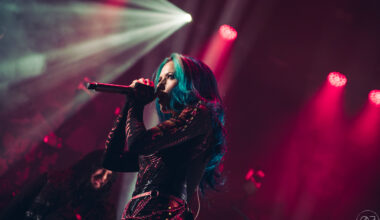 Arch Enemyn tiet erkanevat Alissa White-Gluzin kanssa