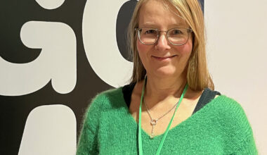 Työterveyslääkäri vaihdevuosista: "Riittää, että sen hoksaa"