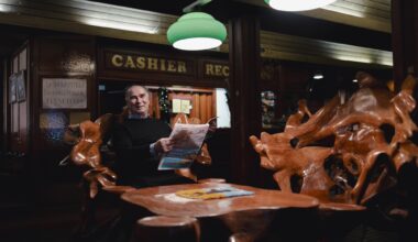 Auvo Puurtinen pyörittää hotelli Joronjälkeä yksin.