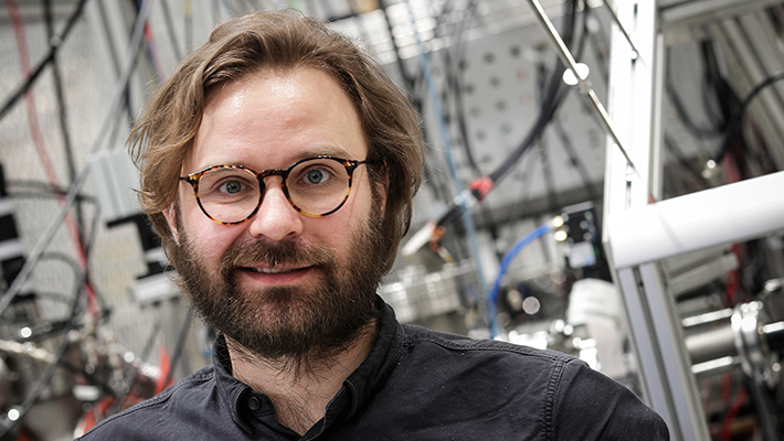 Ionien kierrätys avaa tien raskaimpien alkuaineiden tutkimukseen