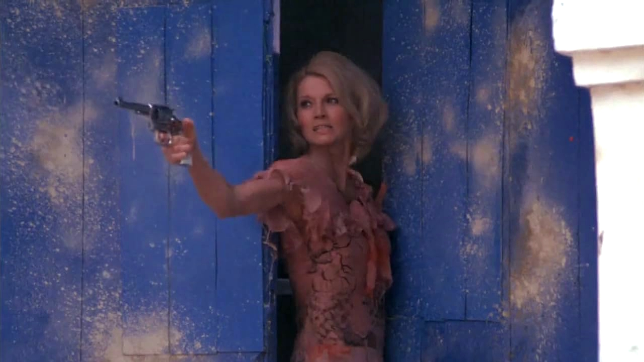 Kulttihetki: Ilmaiskatselussa 70-luvun väkivaltaa, huumoria ja seksiä – ja yksi historian noloimmista alastonkohtauksista