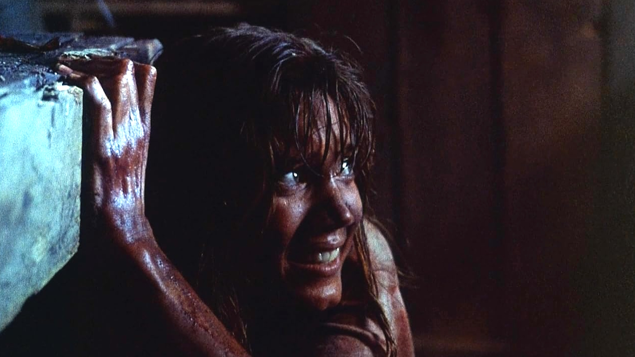 Kulttihetki: Ilmaiskatselussa poikkeuksellinen 80-luvun slasher – metsä muuttuu kauhun näyttämöksi