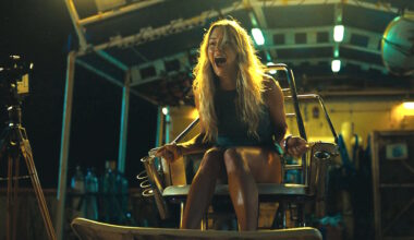 Nyt suoratoistossa: Kauhua, verta ja haiden kanssa leikkivä sarjamurhaaja – vuoden hulluin B-leffacocktail?