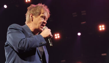 Niinhän siinä kävi – Eppu Normaalin lisäkonsertitkin varattiin hetkessä loppuun