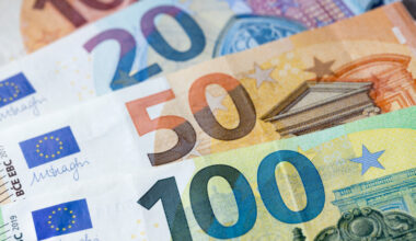 Palkat nousussa – nuorten pääsy työmarkkinoille vaikeutui