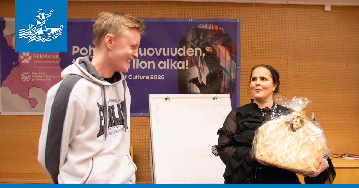 Maajussille morsian -Antti nosti esiin emäntien arvostamisen – Siikalatvan kunnanvaltuusto nautti Antin kunniaksi kakkukahvit