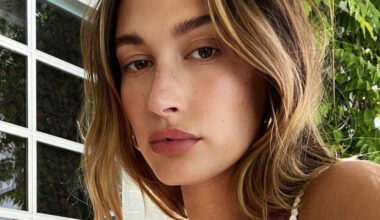 Hailey Bieber piehtaroi rantahiekalla – miesfanien pasmat heti sekaisin