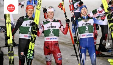 Ilkka Herola (oik.) aloitti maailmancup-kauden palkintokorokesijalla. Itävallan Johannes Lamparter voitti ja Saksan Julian Schmid oli toinen.