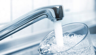 Mitä tapahtuu lasten koulumenestykselle, kun he juovat fluorivettä? Tutkijat selvittivät