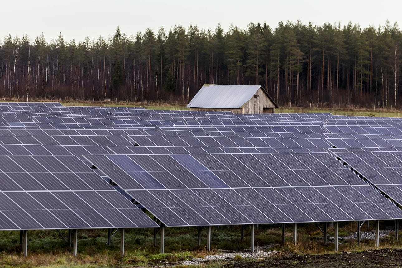 Exilionin 70 hehtaarin aurinkopuisto valmistui ja kytkettiin verkkoon Simossa pari viikkoa sitten.