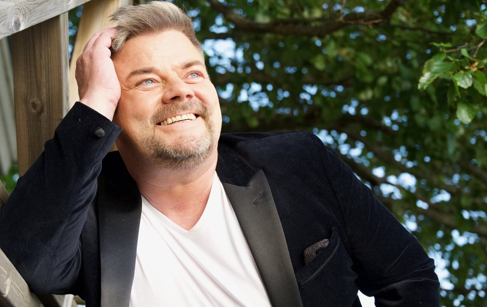 Jari Sillanpään kirkkokonsertti Laihialla puhuttaa - I-P: kirkkoherra puolustaa