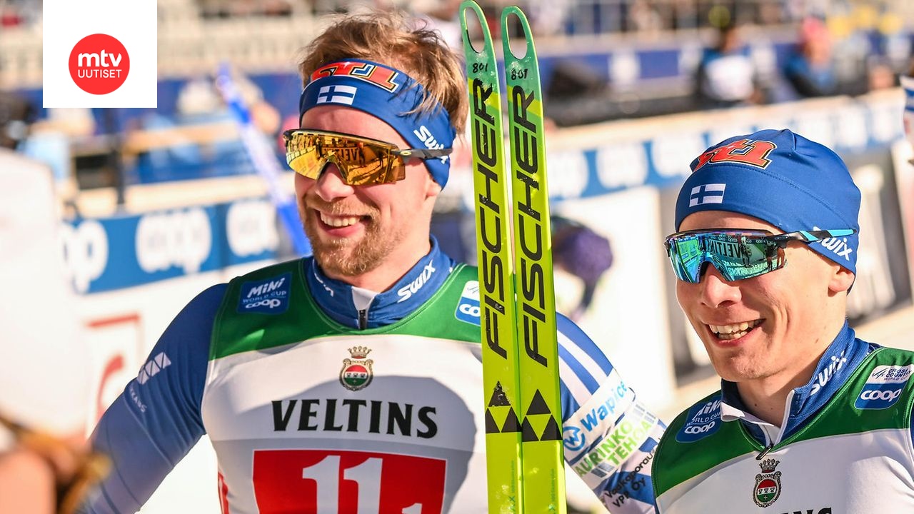 Joni Mäen (vas.) ja Lauri Vuorisen peli päättyi puolivälierissä. Arkistokuva.