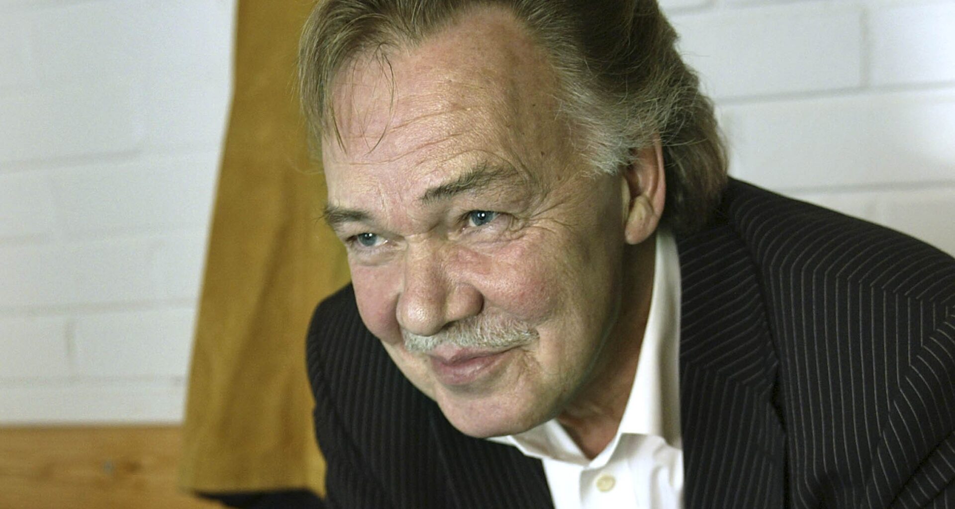 Laulaja Kari Tapion Joona-pojalta odottamaton ilmoitus