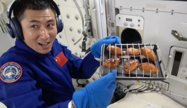 Kiinalaiset grillasivat kanansiipiä Maan kiertoradalla