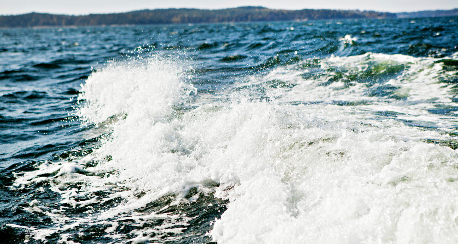 Veden äärellä eletään onnellisemmin ja pidempään, tutkimus sanoo