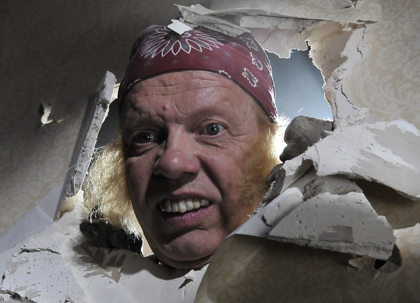 Tänään tv:ssä: Heikki Silvennoinen tekee hauskan roolisuorituksen vuoden 2014 Kummeli-komediassa