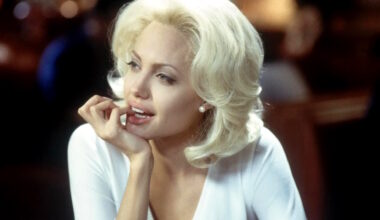 Nyt ilmaiskatselussa: Angelina Jolien romanttinen komedia – TV-reportteri saa elämänsä mullistavan ennustuksen