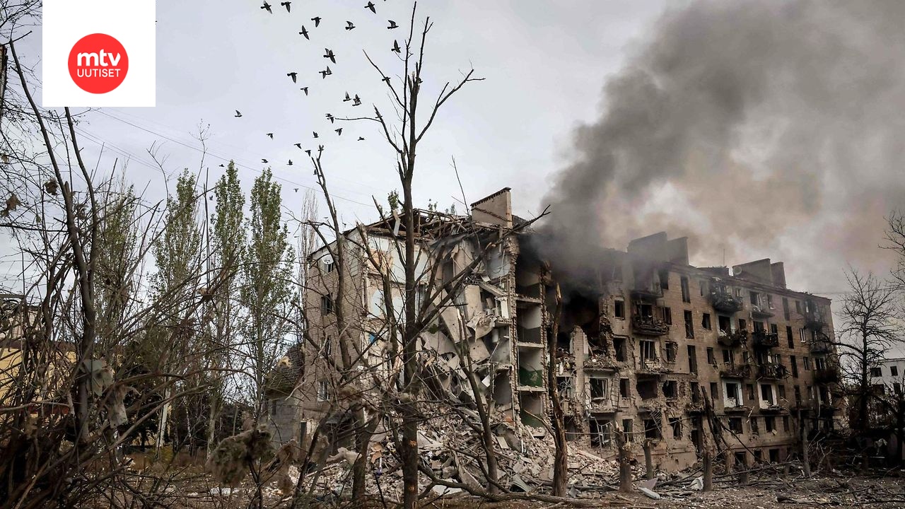 Ukrainassa pitkiä sähkökatkoja Venäjän iskujen jäljiltä