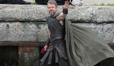 The Odyssey -elokuvasta vuotaa otoksia kuin vesi vanhan rättikaton läpi – Dyyni-tähti, Matt Damon ja Batman täydessä tällingissä