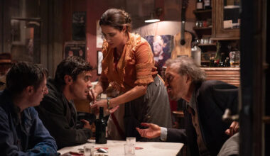 Johnny Deppin paluu huipulle tapahtuu nyt! – Katso uuden leffan ensi-iltakuvat