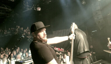 Oliver-yhtyeen videopäiväkirja jatkuu - toisessa osassa seikkaillaan Helsingin rockpyhätössä