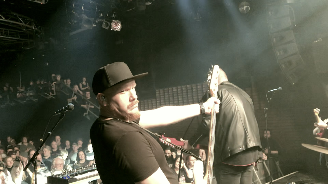 Oliver-yhtyeen videopäiväkirja jatkuu - toisessa osassa seikkaillaan Helsingin rockpyhätössä