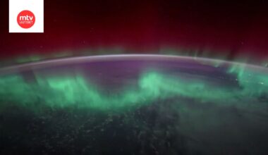 Tällaisesta kulmasta et ole revontulia ennen nähnyt – astronautti kuvasi upean valoshown avaruusasemalta