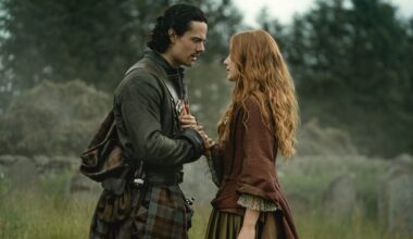 Kaksi rakkaustarinaa, kaksi aikakautta - Outlander: Blood of My Blood nyt Suomen suoratoistossa