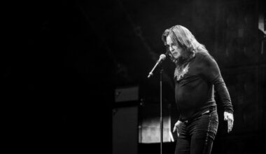 Muusikon perhe paljastaa: Ozzy Osbourne oli kaikessa hiljaisuudessa sairaalahoidossa aivan jäähyväiskonserttinsa alla